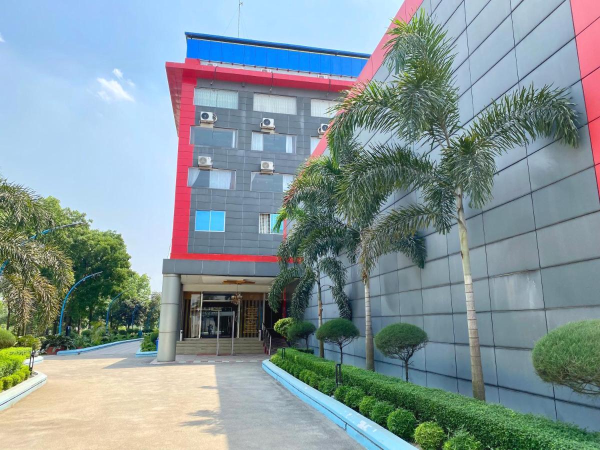 Cculb Resort & Convention Hall Gazipur Exterior photo